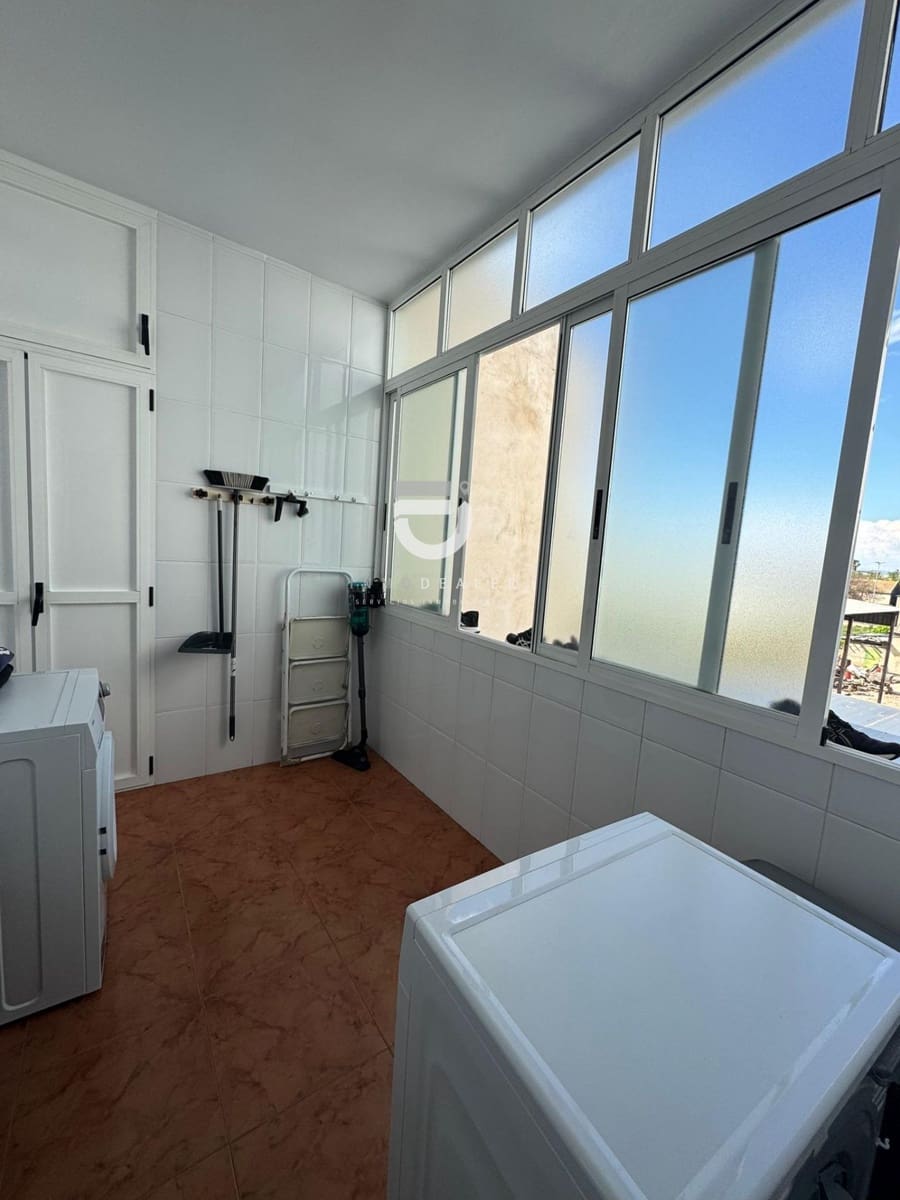 3 bedroom Flat for sale in Sueca - € 205,000 (Ref: 9833855)