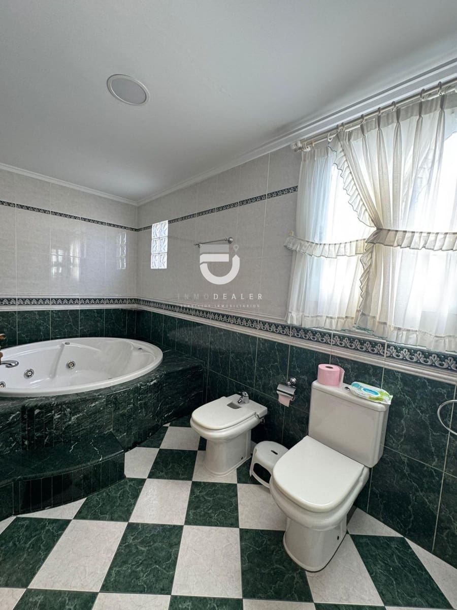 3 bedroom Flat for sale in Sueca - € 205,000 (Ref: 9833855)