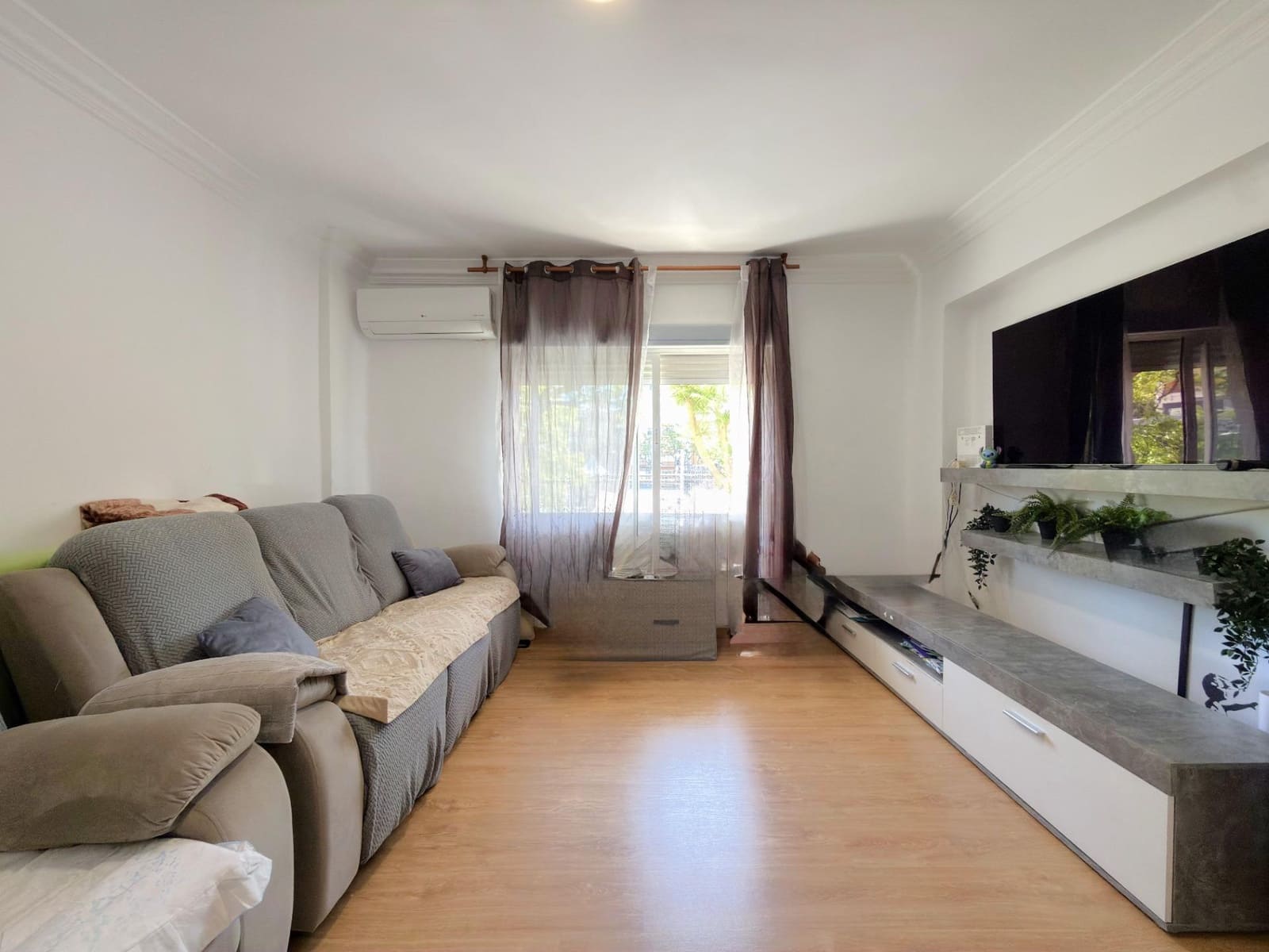 2 bedroom Flat for sale in Gandia - € 229,000 (Ref: 9843701)
