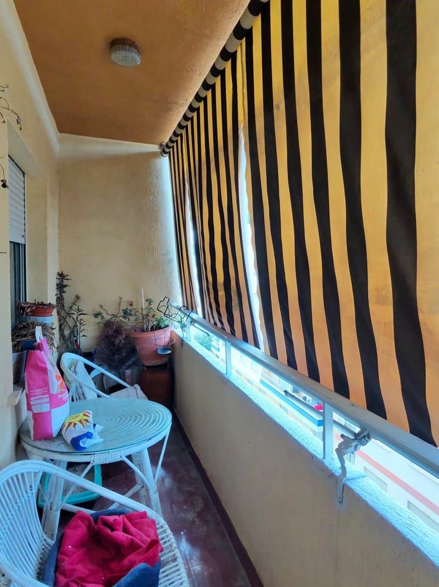 3 bedroom Flat for sale in Gandia - € 135,000 (Ref: 9843702)