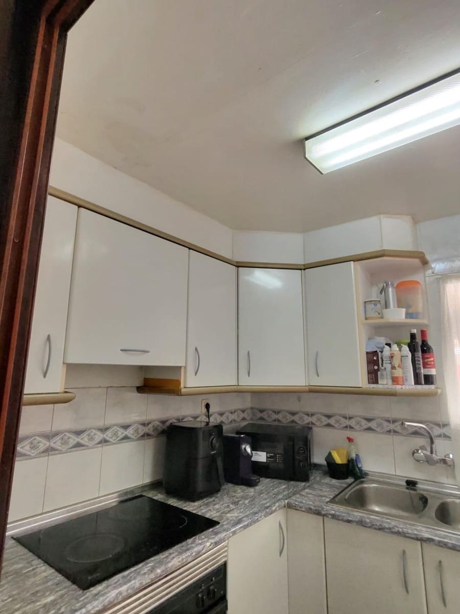 3 bedroom Flat for sale in Gandia - € 135,000 (Ref: 9843702)