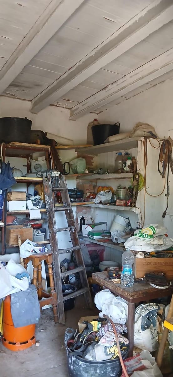 Grunde uden byggetilladelser til salg i Oliva - € 45.000 (Ref: 9846591)