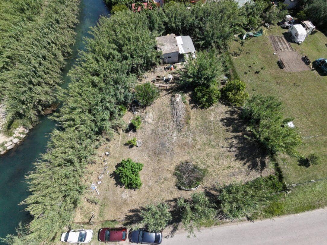 Grunde uden byggetilladelser til salg i Oliva - € 45.000 (Ref: 9846591)
