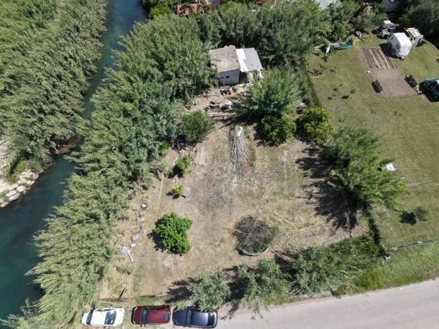 Grunde uden byggetilladelser til salg i Oliva - € 45.000 (Ref: 9846591)