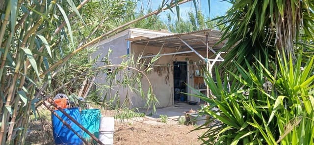 Grunde uden byggetilladelser til salg i Oliva - € 45.000 (Ref: 9846591)