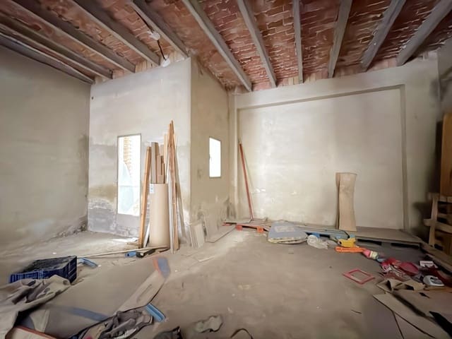 3 soveværelse Erhverv til salg i Gandia med garage - € 85.000 (Ref: 9865374)