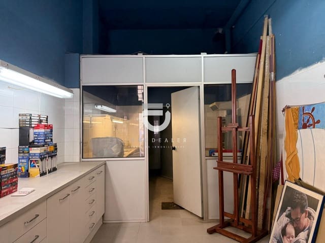 Commercial for sale in Gandia - € 130,000 (Ref: 9879004)