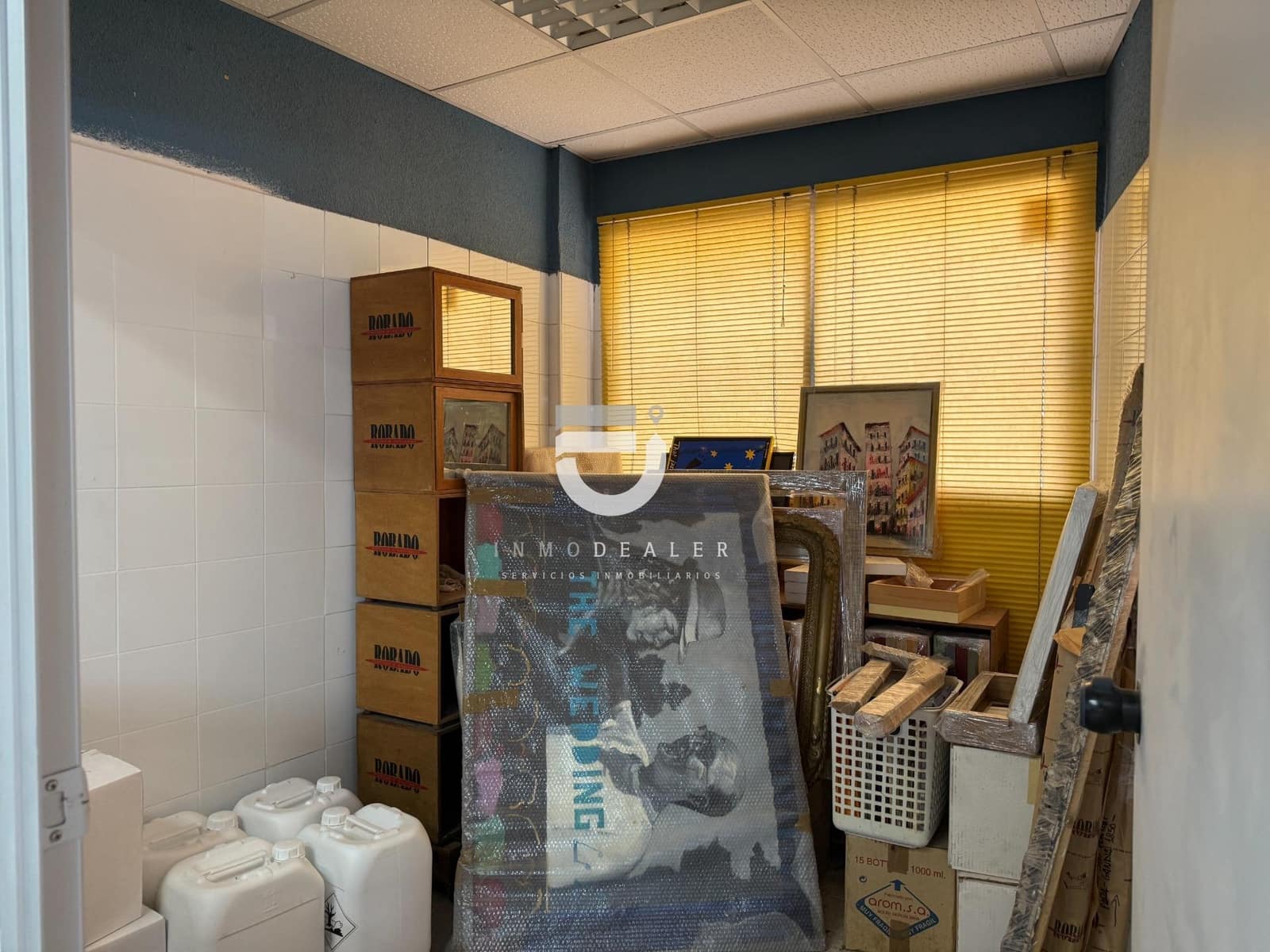 Commercial for sale in Gandia - € 130,000 (Ref: 9879004)