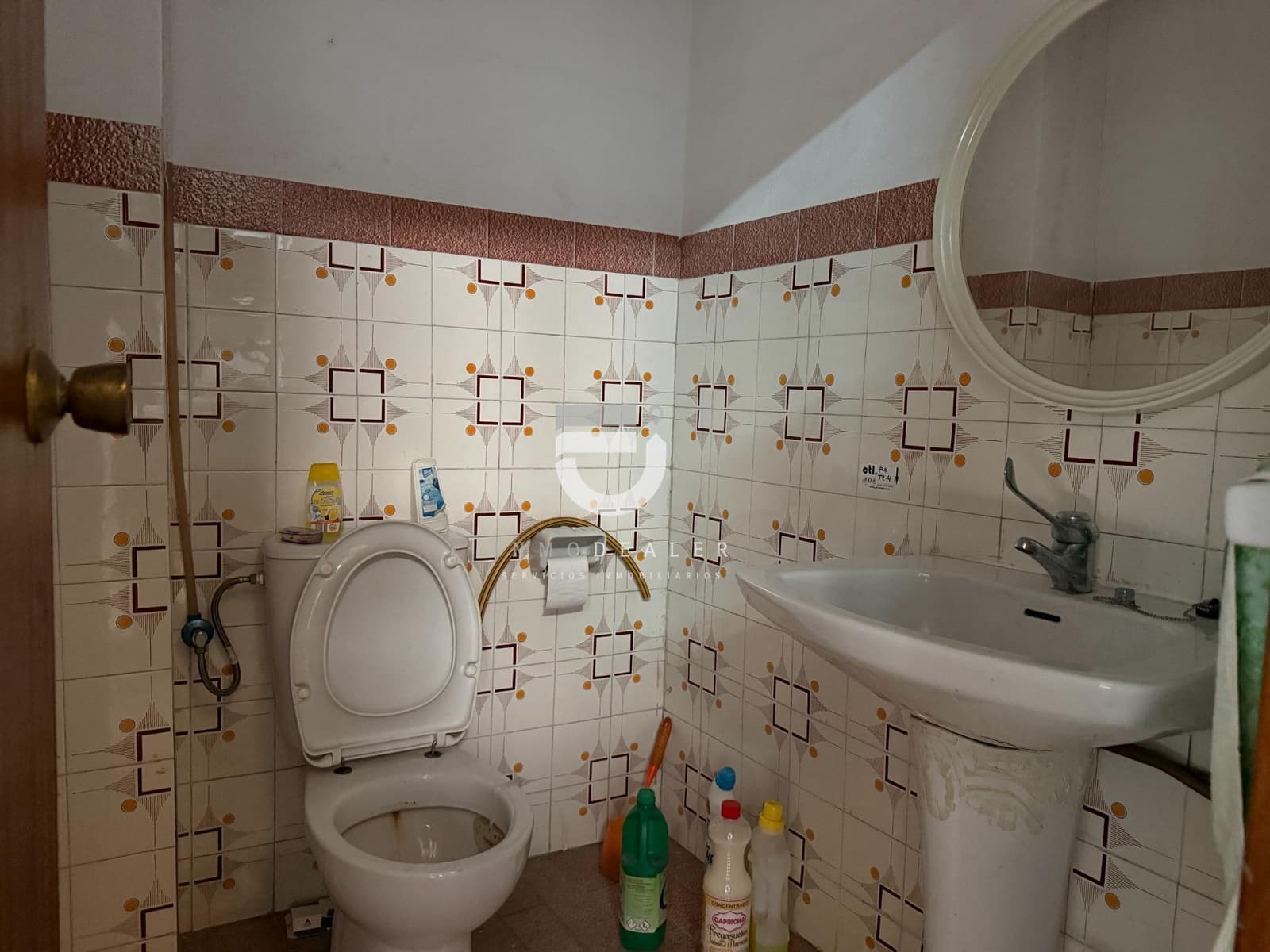 Commercial for sale in Gandia - € 130,000 (Ref: 9879004)