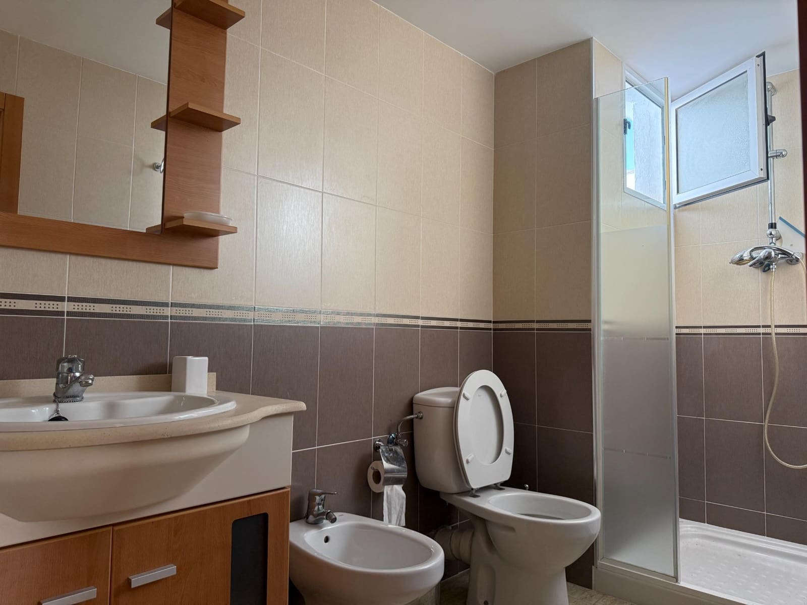 3 bedroom Flat for sale in Piles - € 117,000 (Ref: 9890554)
