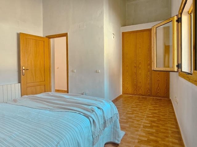 5 soveværelse Villa til salg i Gandia med swimmingpool garage - € 335.000 (Ref: 9892537)