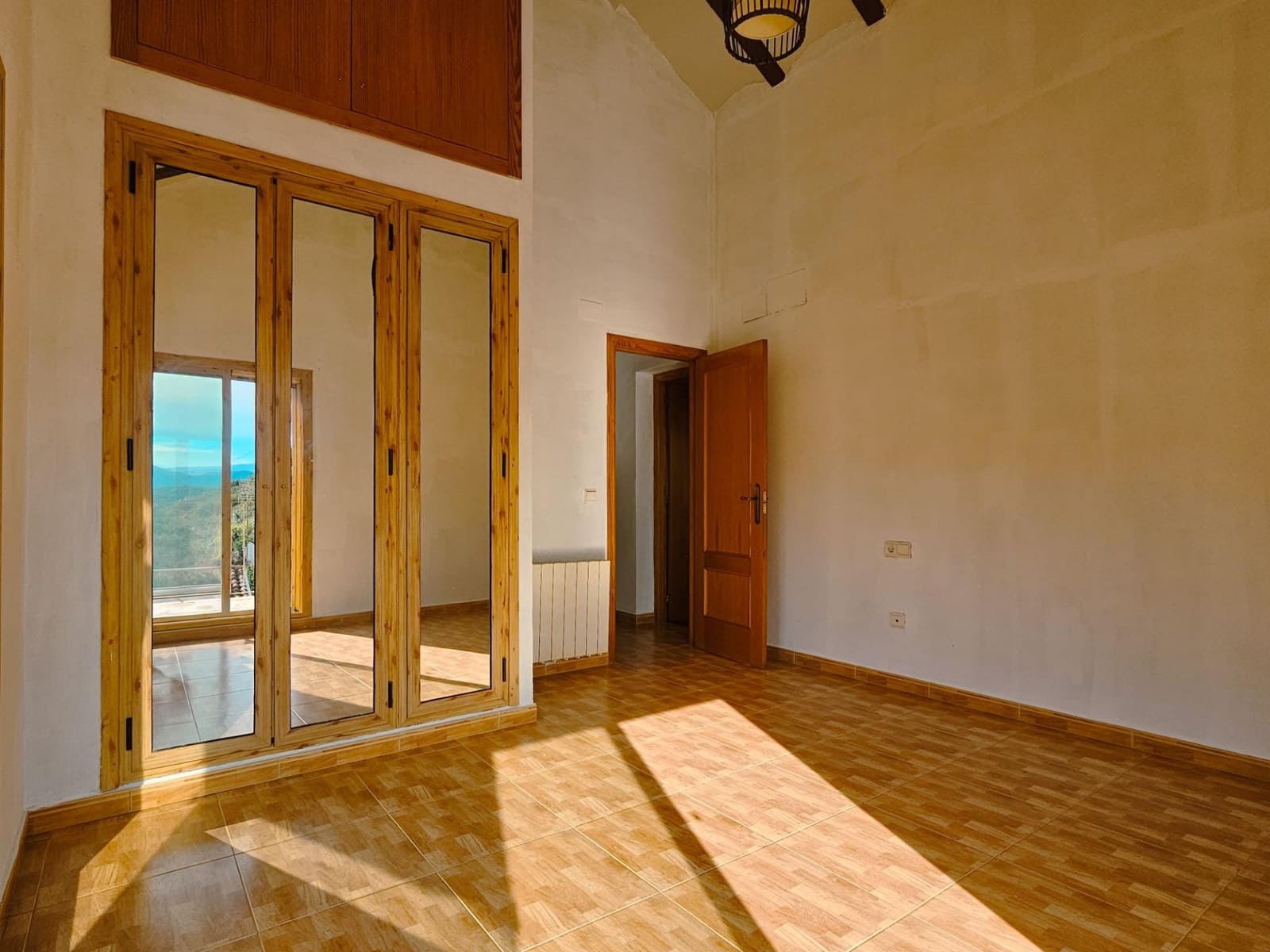 5 soveværelse Villa til salg i Gandia med swimmingpool garage - € 335.000 (Ref: 9892537)