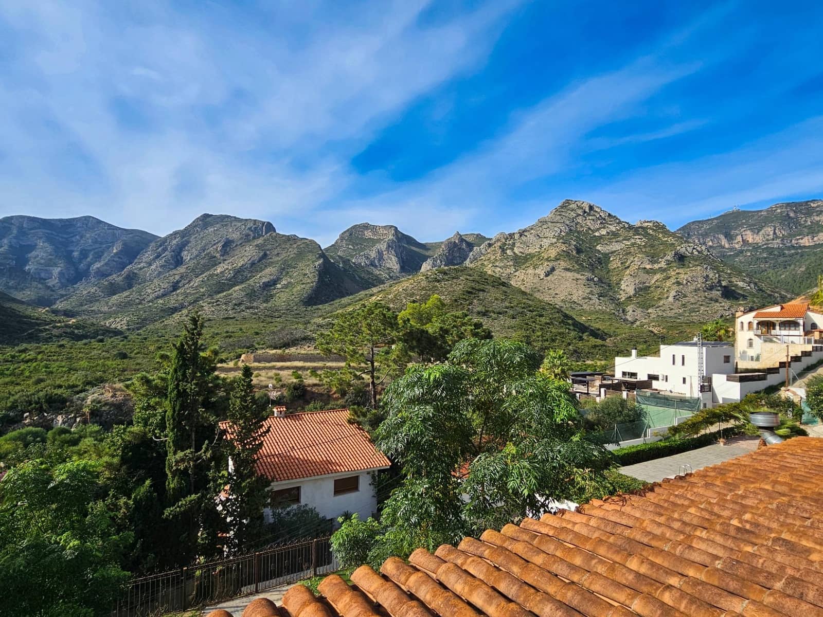 5 soveværelse Villa til salg i Gandia med swimmingpool garage - € 335.000 (Ref: 9892537)
