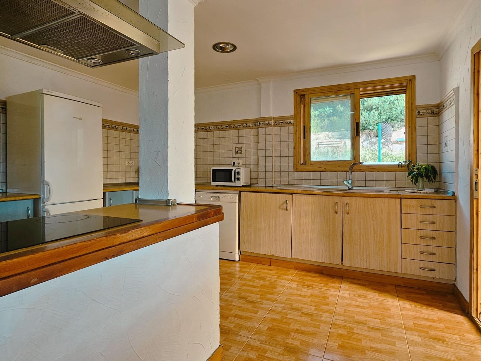 5 soveværelse Villa til salg i Gandia med swimmingpool garage - € 335.000 (Ref: 9892537)