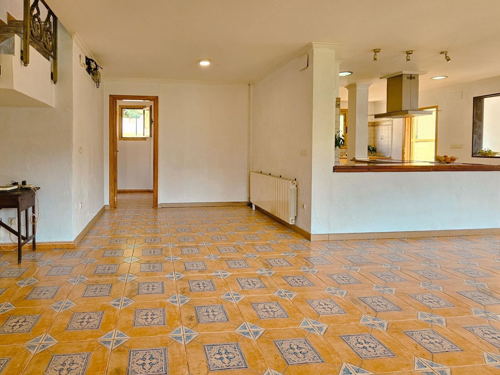 5 soveværelse Villa til salg i Gandia med swimmingpool garage - € 335.000 (Ref: 9892537)