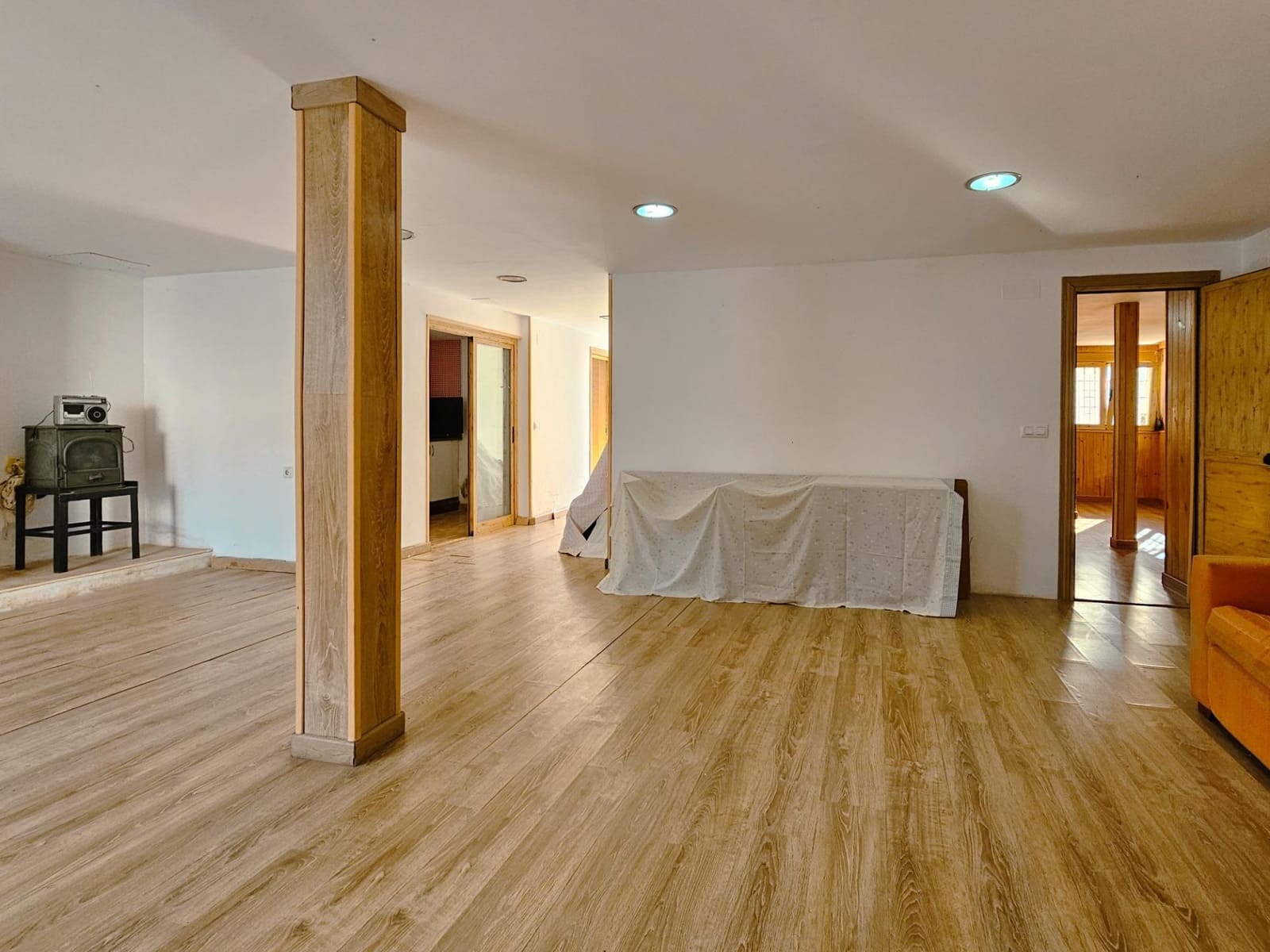 5 soveværelse Villa til salg i Gandia med swimmingpool garage - € 335.000 (Ref: 9892537)