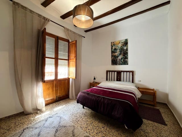 5 bedroom Townhouse for sale in Castelló de Rugat - € 126,000 (Ref: 9892538)