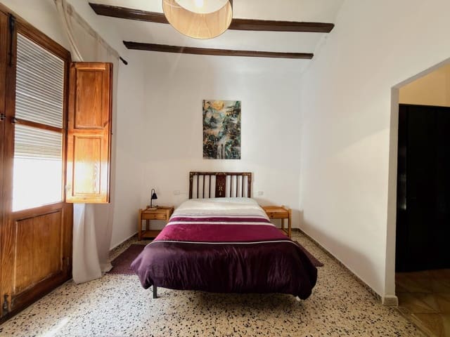5 bedroom Townhouse for sale in Castelló de Rugat - € 126,000 (Ref: 9892538)