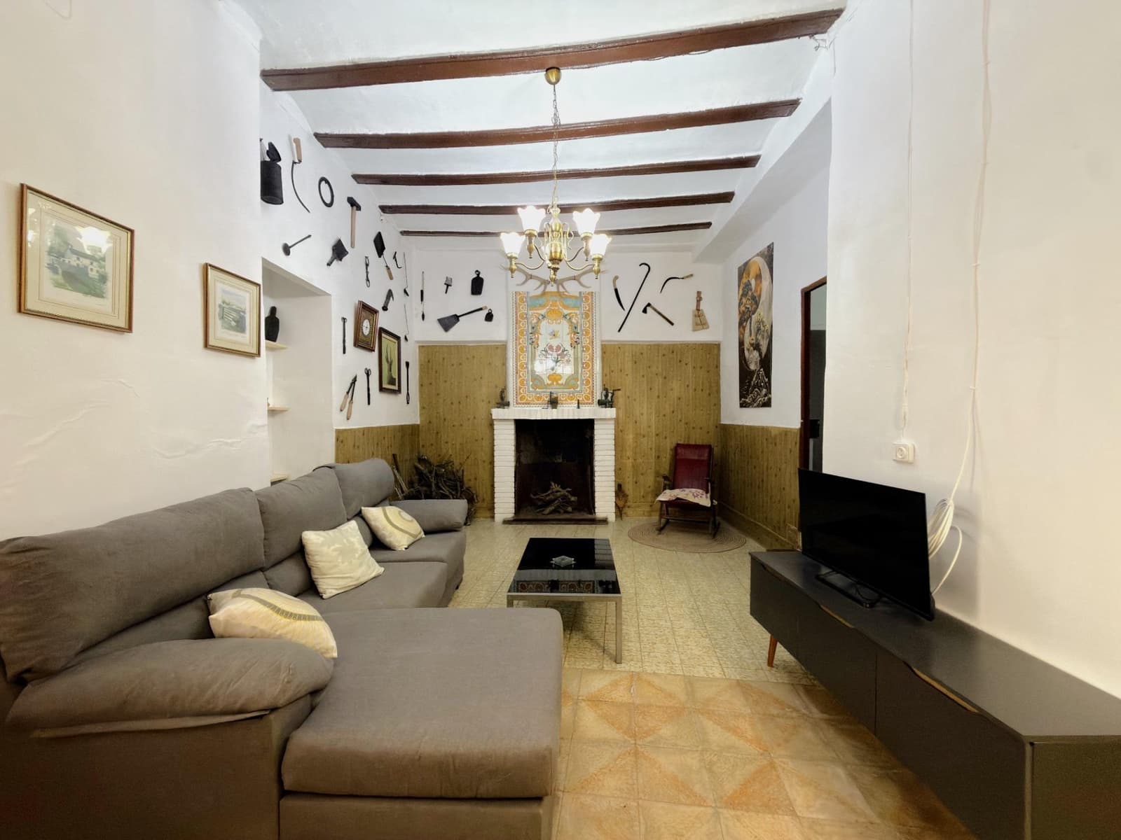 5 bedroom Townhouse for sale in Castello de Rugat - € 126,000 (Ref: 9892538)