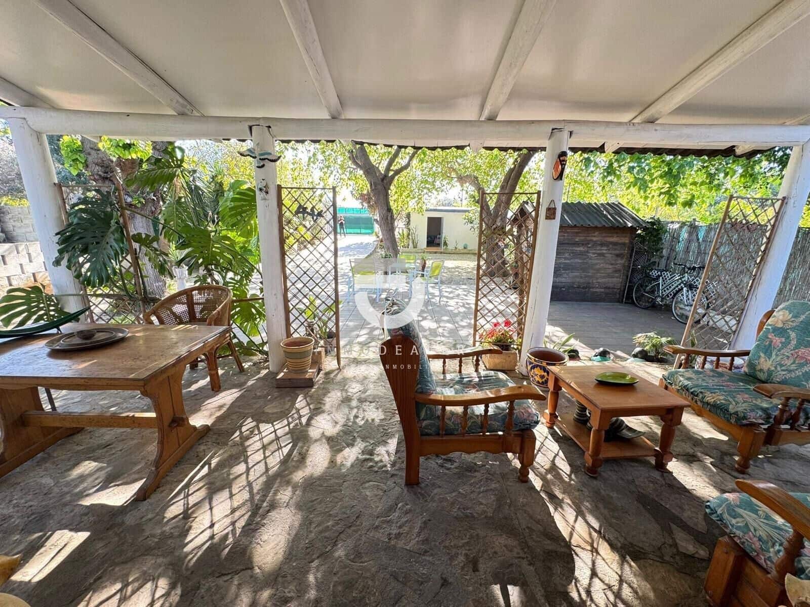 2 bedroom Villa for sale in Daimus with pool - € 280,000 (Ref: 9894063)