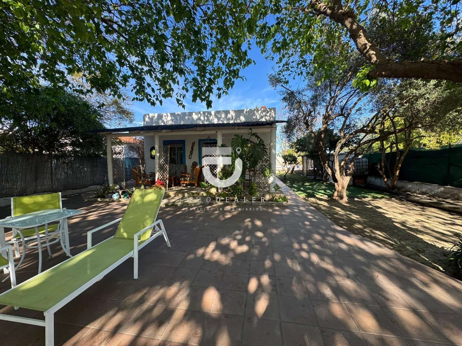 2 bedroom Villa for sale in Daimus with pool - € 280,000 (Ref: 9894063)