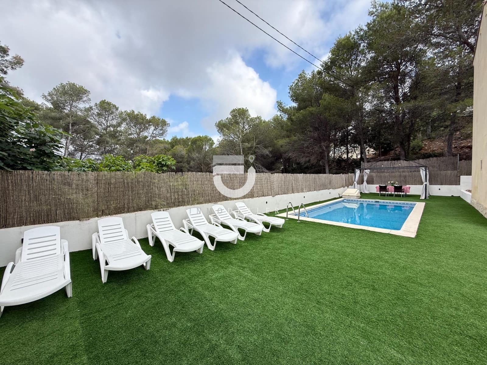 6 soveværelse Villa til salg i La Font d'En Carros med swimmingpool - € 450.000 (Ref: 9896501)