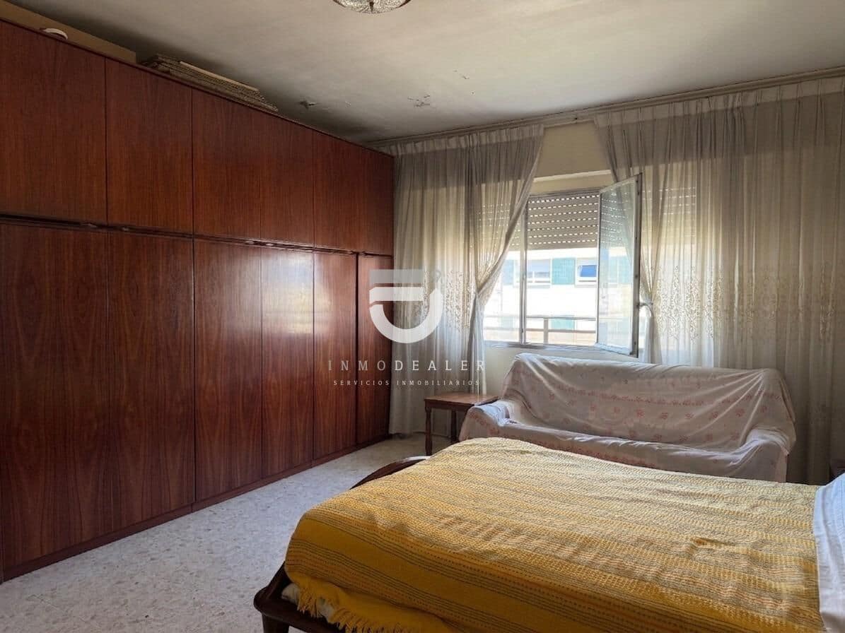 5 Zimmer Wohnung zu verkaufen in Gandia - 415.000 € (Ref: 9898975)