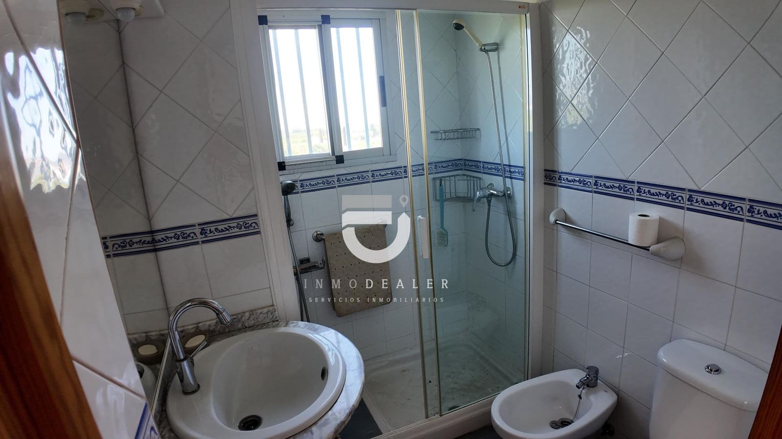 4 bedroom Townhouse for sale in Oliva - € 155,000 (Ref: 9934364)