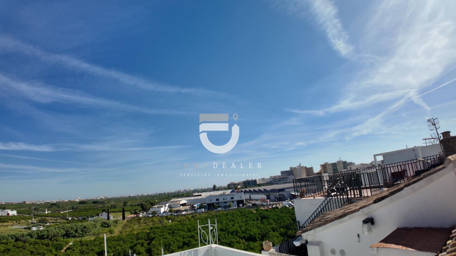 4 bedroom Townhouse for sale in Oliva - € 155,000 (Ref: 9934364)