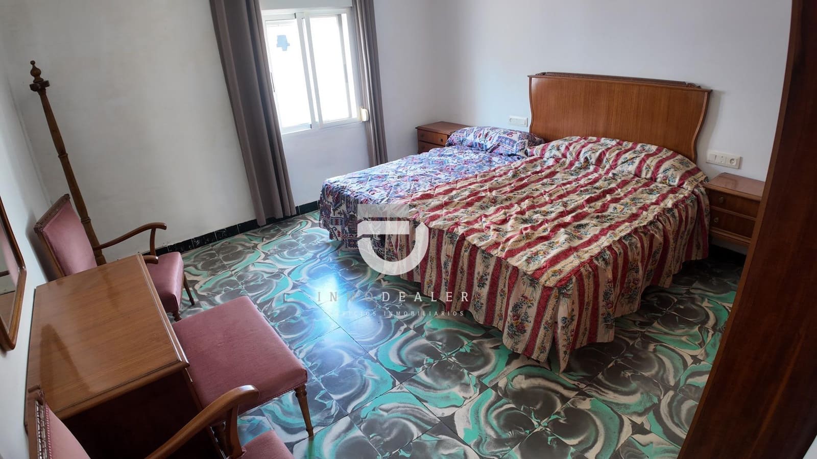 4 bedroom Townhouse for sale in Oliva - € 155,000 (Ref: 9934364)