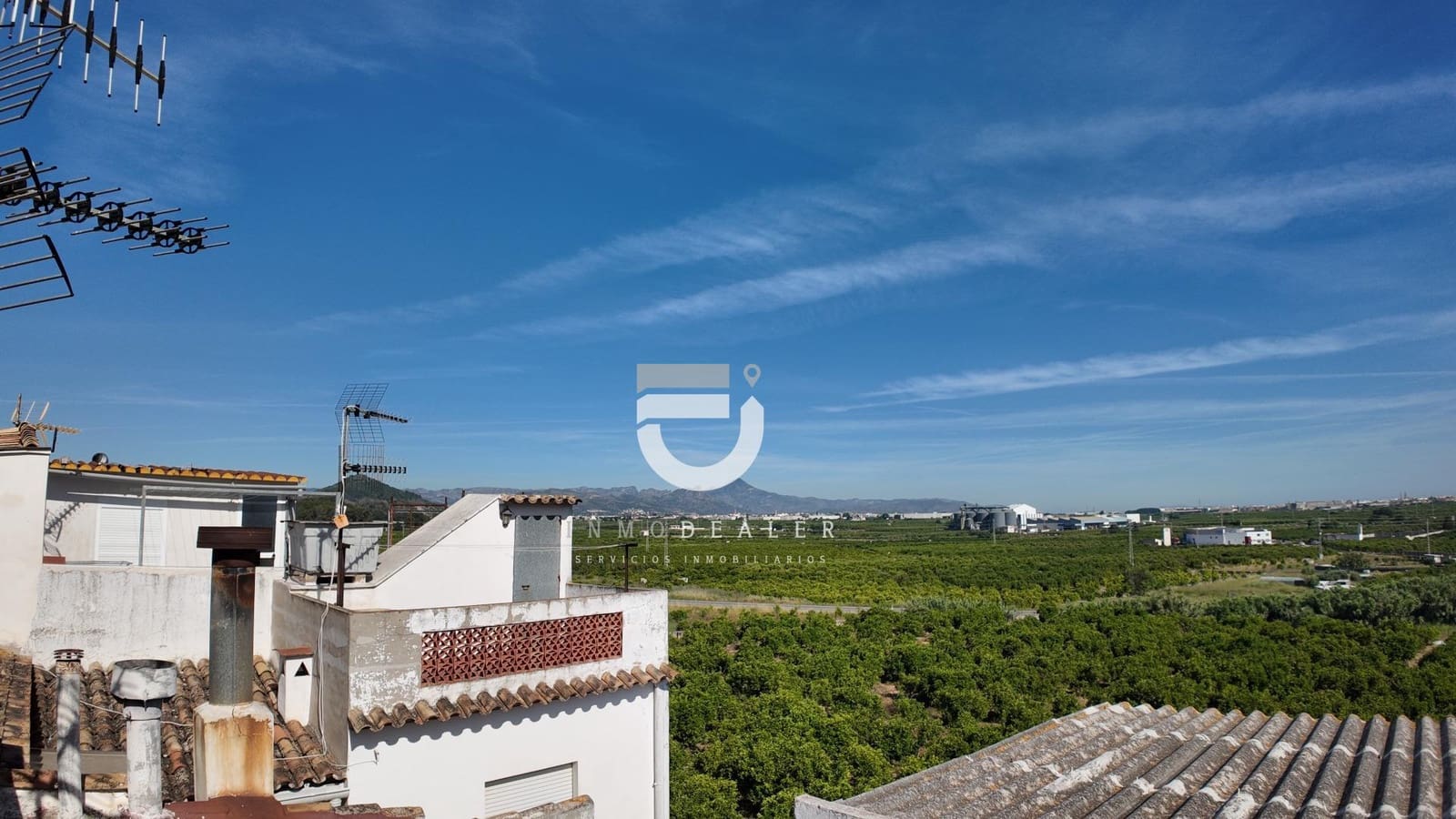 4 bedroom Townhouse for sale in Oliva - € 155,000 (Ref: 9934364)