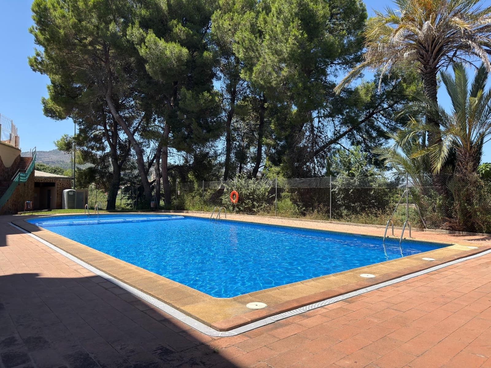 3 Zimmer Reihenhaus zu verkaufen in Almoines mit Pool Garage - 274.000 € (Ref: 9949948)