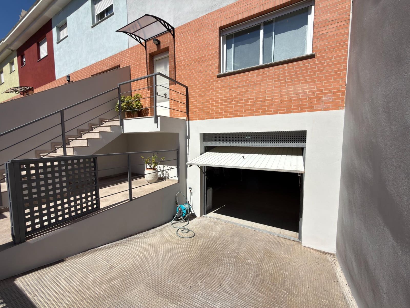 3 Zimmer Reihenhaus zu verkaufen in Almoines mit Pool Garage - 274.000 € (Ref: 9949948)