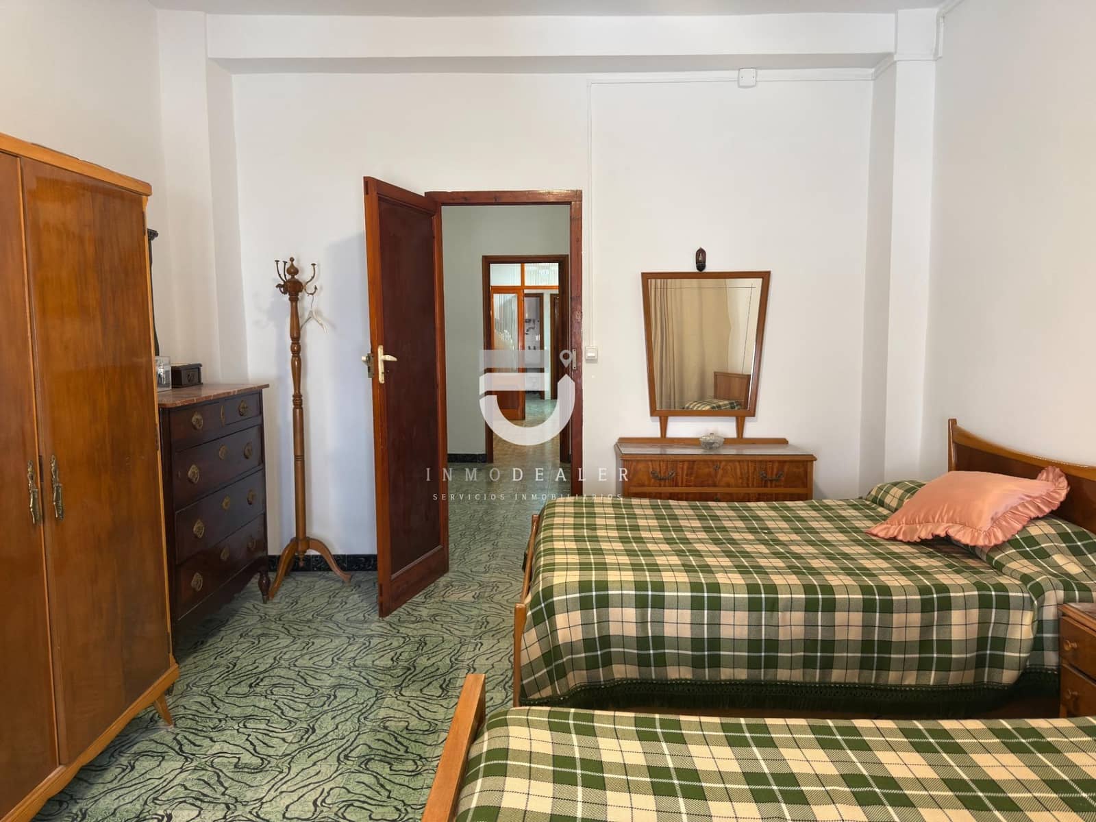 Casa de 3 habitaciones en Alqueria de la Comtessa en venta - 180.000 € (Ref: 9998926)