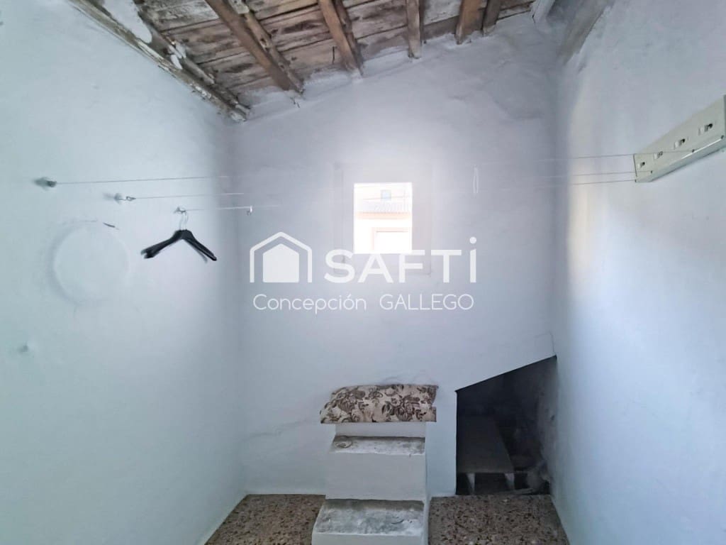 3 sypialnia Willa na sprzedaż w Campo de Criptana - 51 000 € (Ref: 10003715)