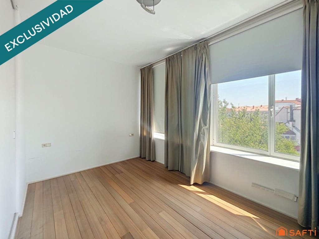 3 chambre Appartement à vendre à Santiago de Compostela - 1 200 000 € (Ref: 10003716)