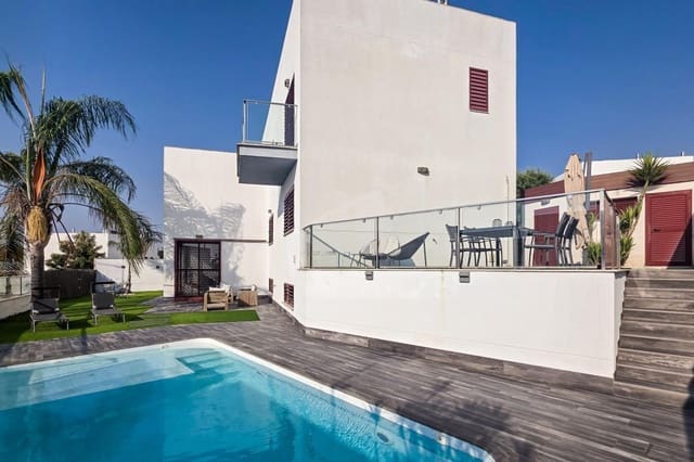 5 camera da letto Villa in vendita in Dos Hermanas con piscina garage - 949.000 € (Rif: 10003719)