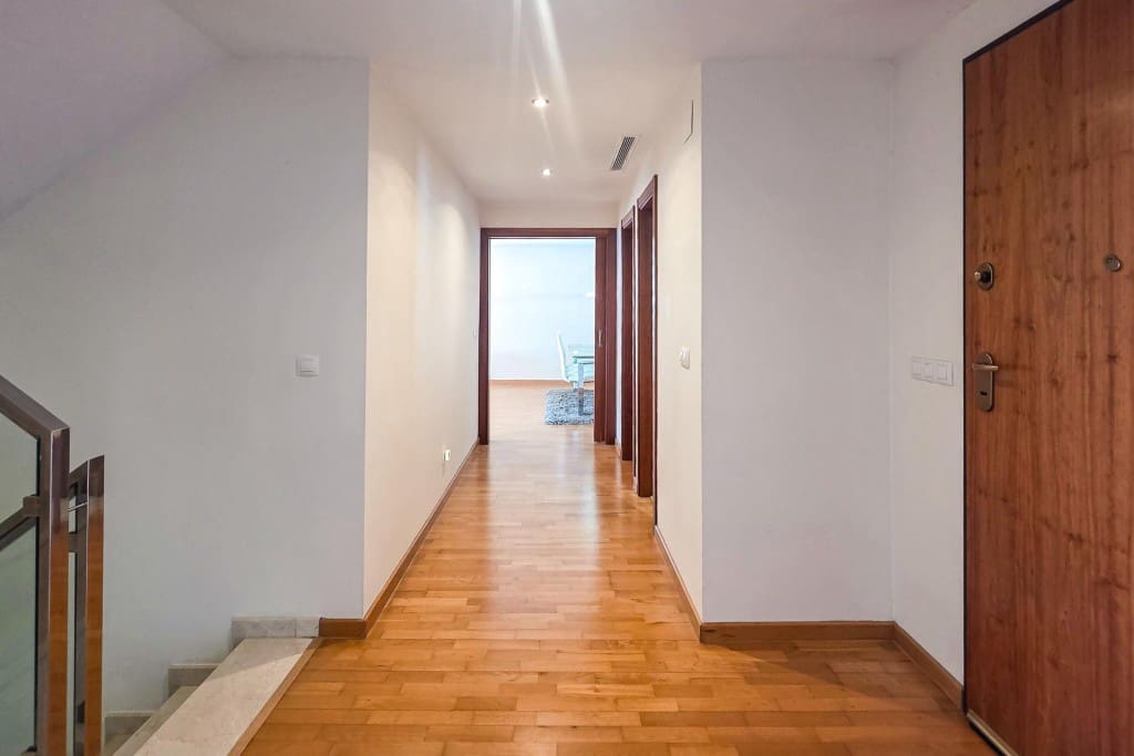5 camera da letto Villa in vendita in Dos Hermanas con piscina garage - 949.000 € (Rif: 10003719)