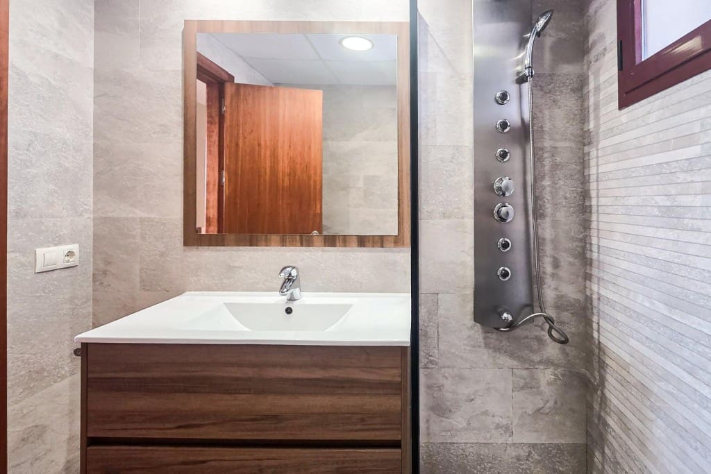 5 camera da letto Villa in vendita in Dos Hermanas con piscina garage - 949.000 € (Rif: 10003719)
