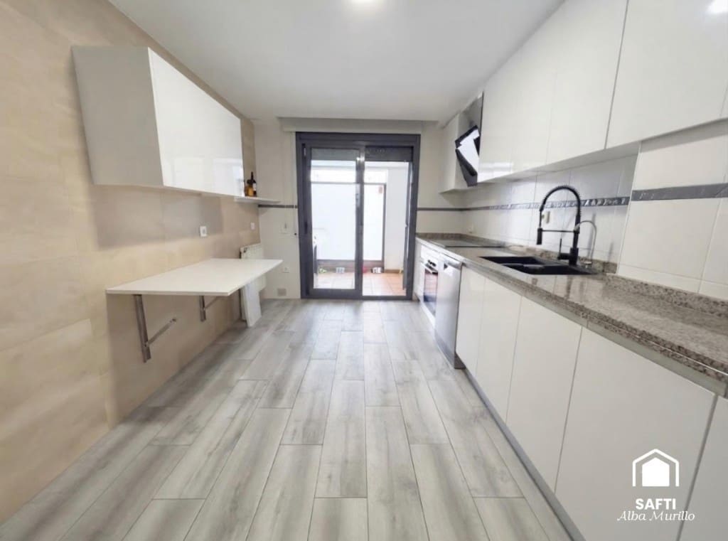 3 Zimmer Villa zu verkaufen in Calafell mit Pool - 660.000 € (Ref: 10003720)