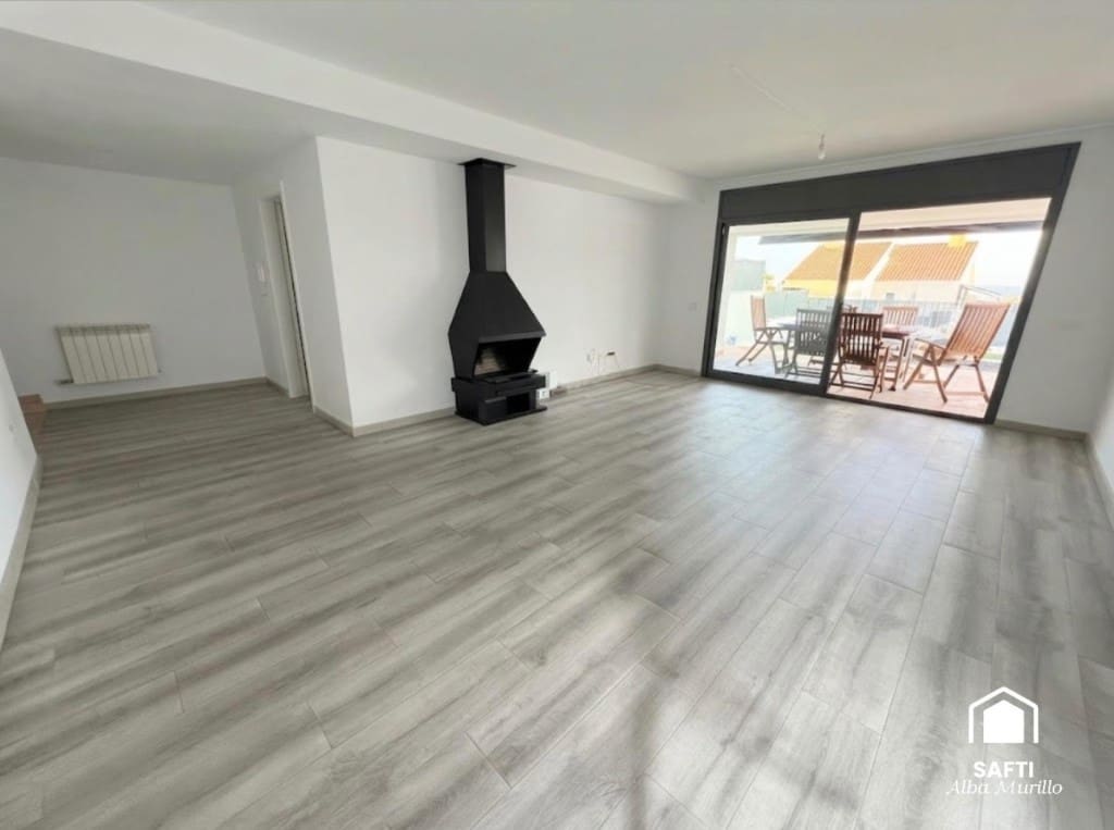 3 Zimmer Villa zu verkaufen in Calafell mit Pool - 660.000 € (Ref: 10003720)