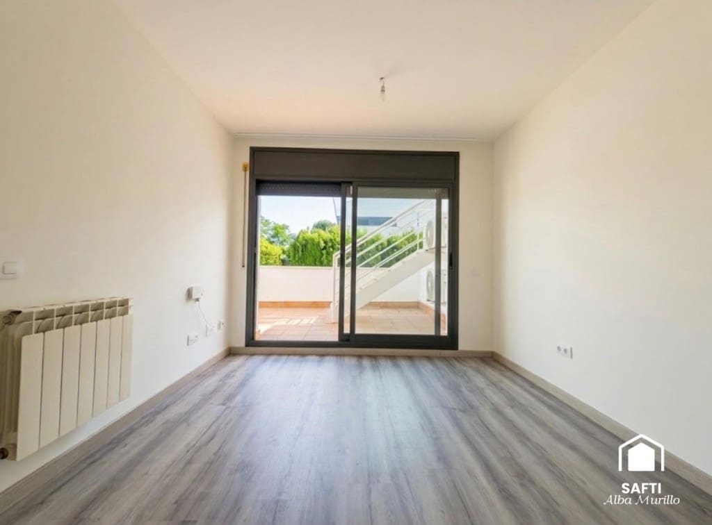 3 Zimmer Villa zu verkaufen in Calafell mit Pool - 660.000 € (Ref: 10003720)