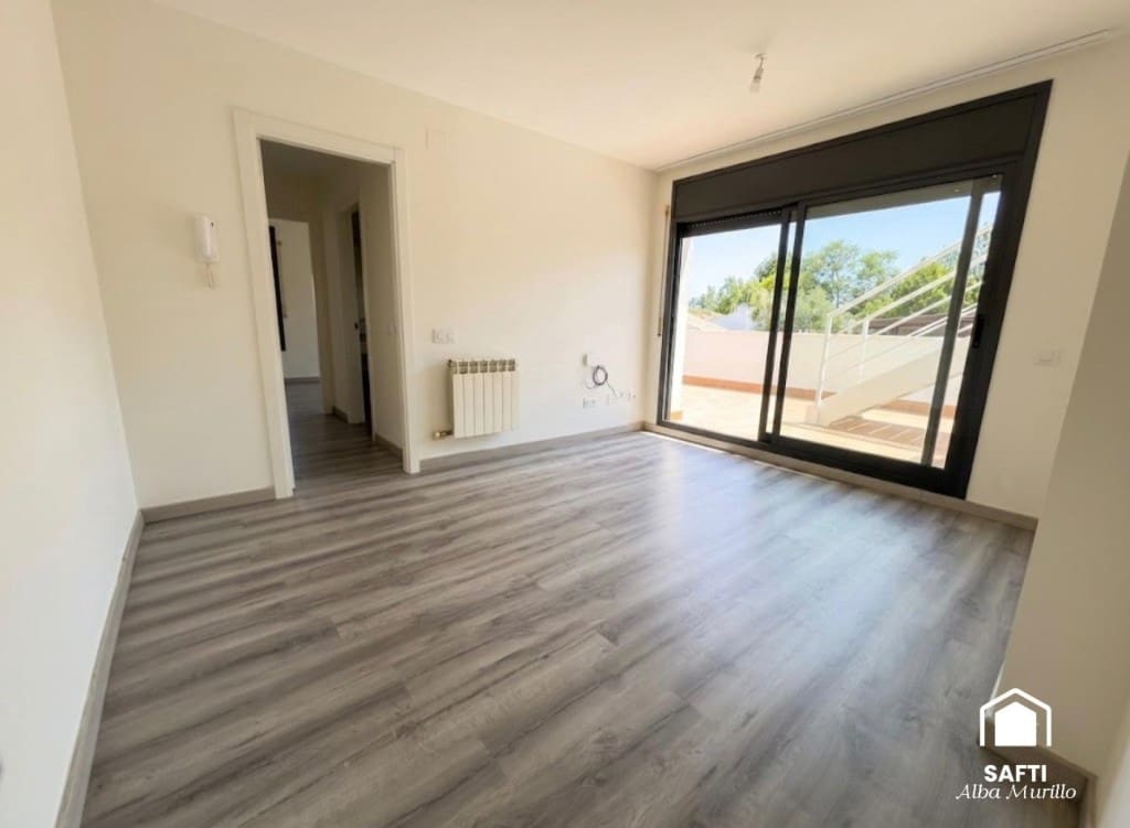 3 Zimmer Villa zu verkaufen in Calafell mit Pool - 660.000 € (Ref: 10003720)