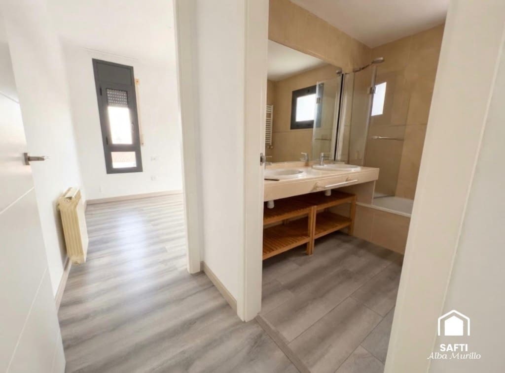 3 Zimmer Villa zu verkaufen in Calafell mit Pool - 660.000 € (Ref: 10003720)