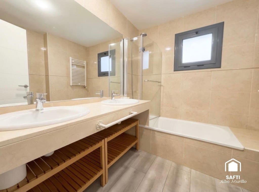 3 Zimmer Villa zu verkaufen in Calafell mit Pool - 660.000 € (Ref: 10003720)