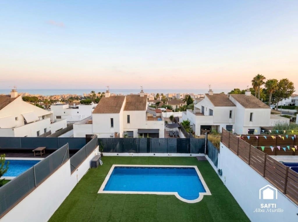 3 Zimmer Villa zu verkaufen in Calafell mit Pool - 660.000 € (Ref: 10003720)