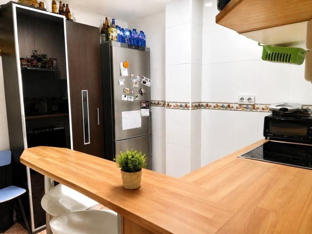 Estudio en L'Hospitalet de Llobregat en venta - 145.500 € (Ref: 10003721)