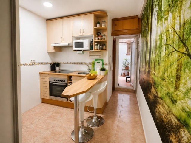 Estudio en L'Hospitalet de Llobregat en venta - 145.500 € (Ref: 10003721)