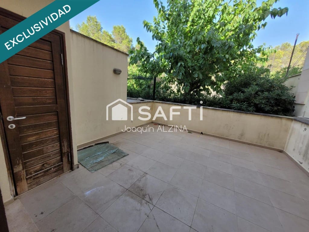 3 slaapkamer Flat te koop in Es Mercadal - € 330.000 (Ref: 10005305)