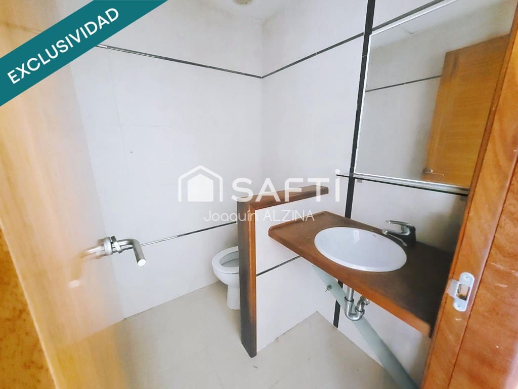3 slaapkamer Flat te koop in Es Mercadal - € 330.000 (Ref: 10005305)